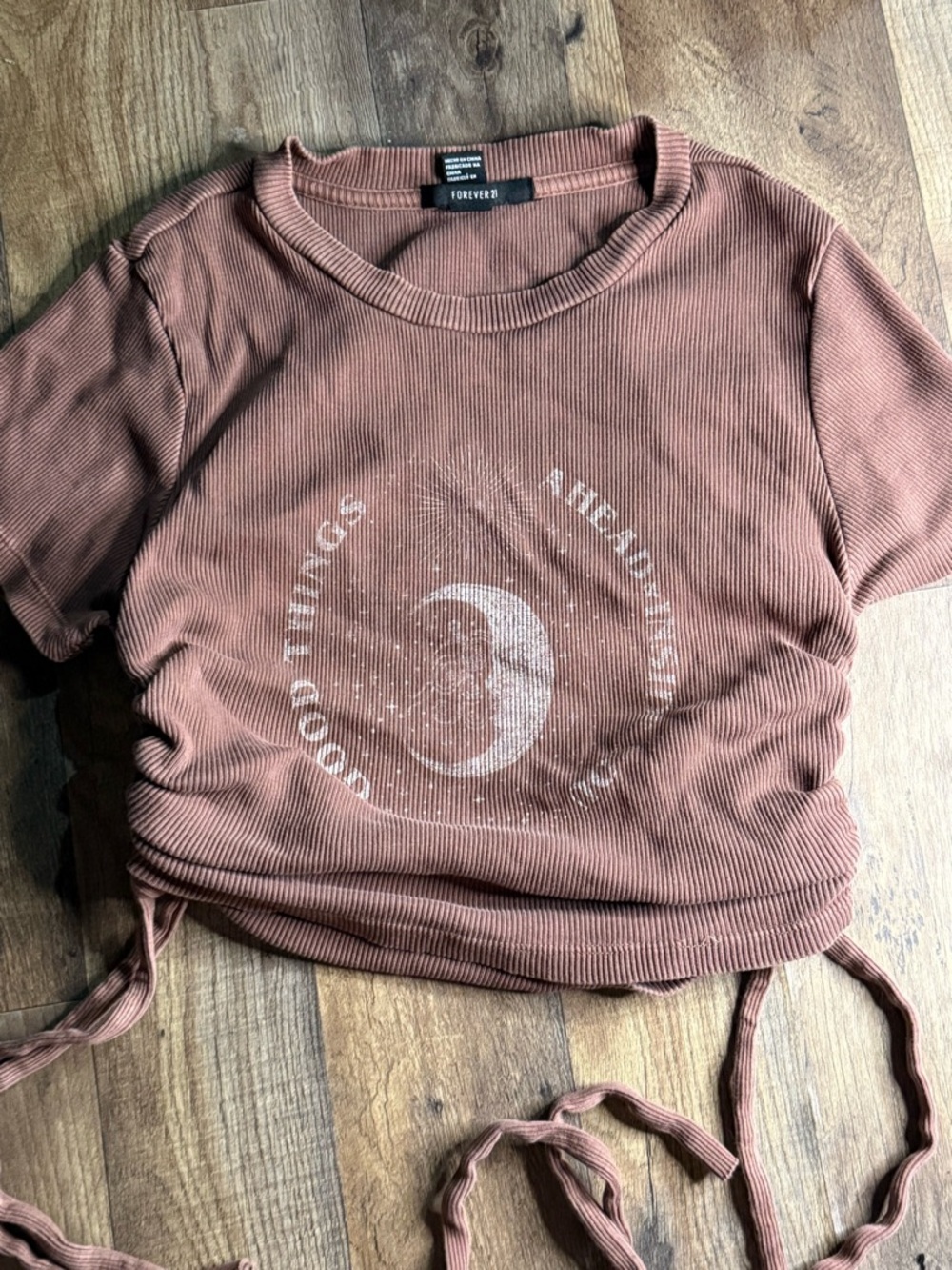 Forever 21  Ribbed Moon Graphic Crop Top